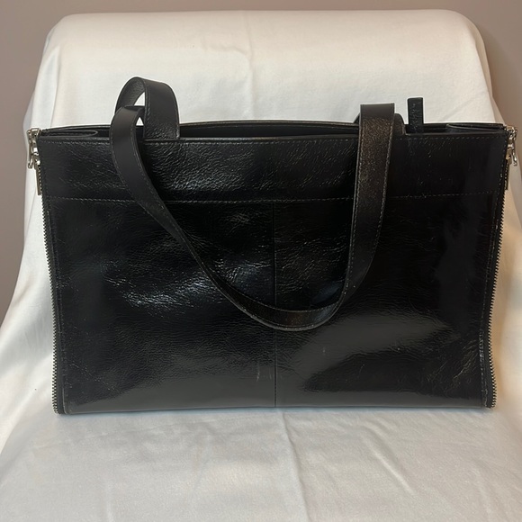 Danier Handbags - Danier Patent leather purse